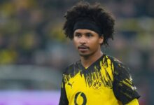 صورة أدييمي أمام مفترق طرق مع بوروسيا دورتموند