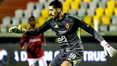 صورة الأهلي يحصن سيحا ويفتح باب الرحيل أمام حمزة علاء