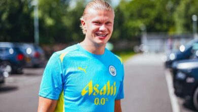 صورة بيريز يرسم خارطة طريق التعاقد مع “إيرلينج هالاند” لترميم هجوم ريال مدريد