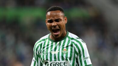 صورة تشيلسي يسعى للتعاقد مع مدافع ريال بيتيس