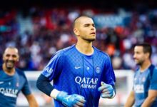 صورة صراع الحراسة يشتعل في باريس.. رسالة إنريكي تضع شوفالييه تحت الضغط