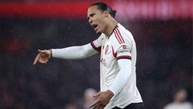 صورة فان دايك: تصرف مارتينيلي مع برادلي غير مقبول.. وقادرون على تغيير وضعنا الحالي