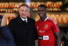 صورة “فرمان” الخطيب وتضحيات مالية لإنقاذ الموقف ومنع رحيل “ديانج” للدوري الإسباني