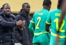 صورة مدرب السنغال يكشف كواليس لحظة “الانسحاب”: أخطأت في حق كرة القدم