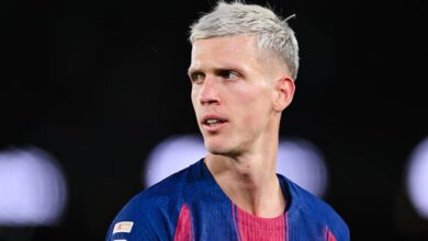 صورة أولمو يثبت تعدد أدواره مع برشلونة