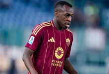 صورة حقيقة العروض الإنجليزية.. مدرب إيفرتون يرد على أنباء ضم سعود عبد الحميد