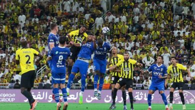 صورة حكم أجنبي شهير مرشح لقيادة كلاسيكو الهلال ضد الاتحاد في الدوري السعودي