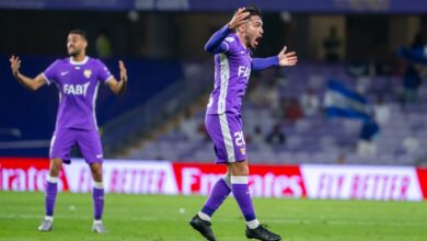 صورة دينامو لا يعرف السكون.. كيف أصبح بالاسيوس اللاعب الذي لا يمس في تشكيل العين؟