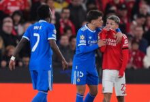 صورة سبب توقف مباراة ريال مدريد وبنفيكا