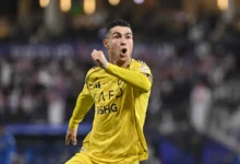 صورة سر “بشت” الملك فيصل الذي ارتداه رونالدو في ليلة الاحتفال بالصدارة