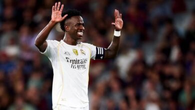 صورة فلامينجو يفتح الباب أمام عودة فينيسيوس