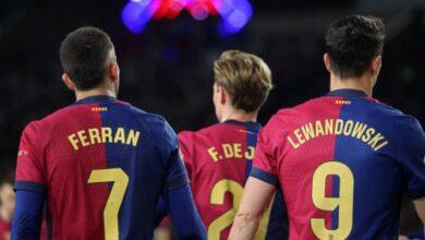 صورة منافسة ليفاندوفسكي وفيران توريس ترفع مستوى برشلونة