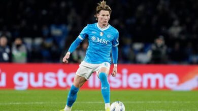 صورة نابولي يستعد لتجديد عقد سكوت مكتوميناي