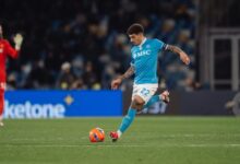 صورة نابولي يُعلن نجاح عملية دي لورينزو